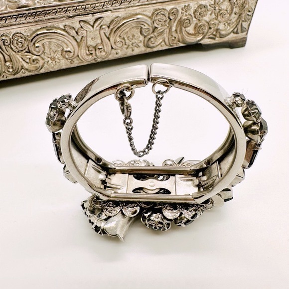 🔥 RARE VINTAGE Crystal Deco Bracelet - Picture 12 of 17